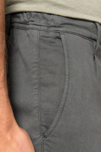 Chino French Terry H | Chino publicitaire Washed Wet Sand 2